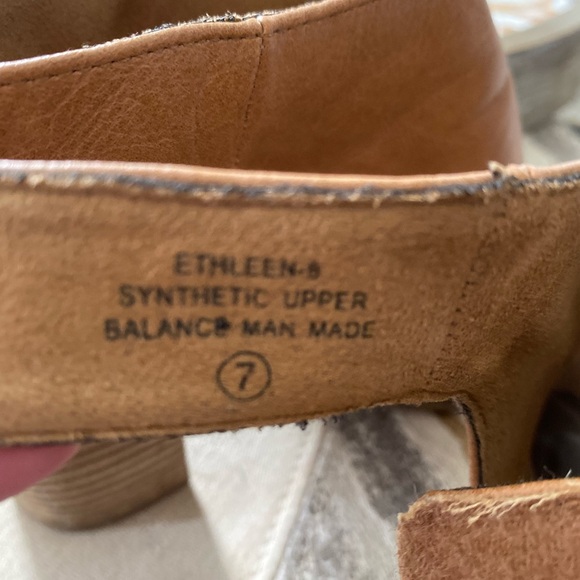 DE BLOSSOM COLLECTIONS HEEL - Picture 5 of 6